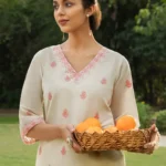 Off white Embroidered Cotton Straight Kurta